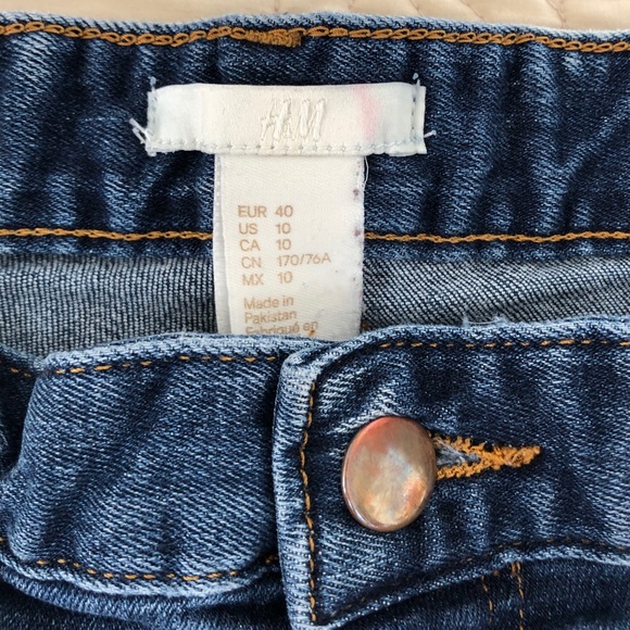 navy blue denim shorts - Picture 3 of 3